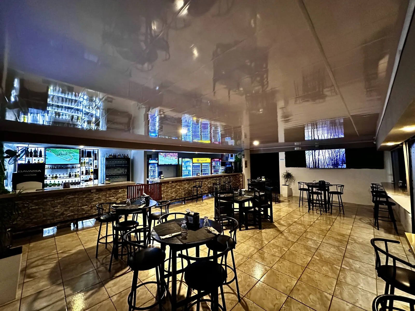 Barra de Restaurante Parrillero
