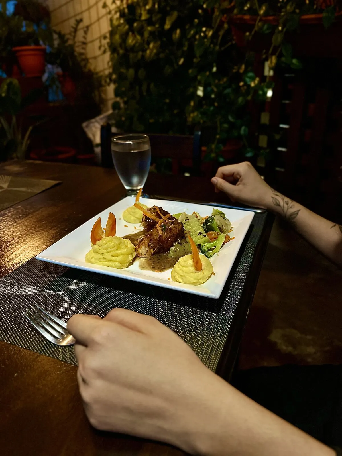 Plato gourmet del restaurante
